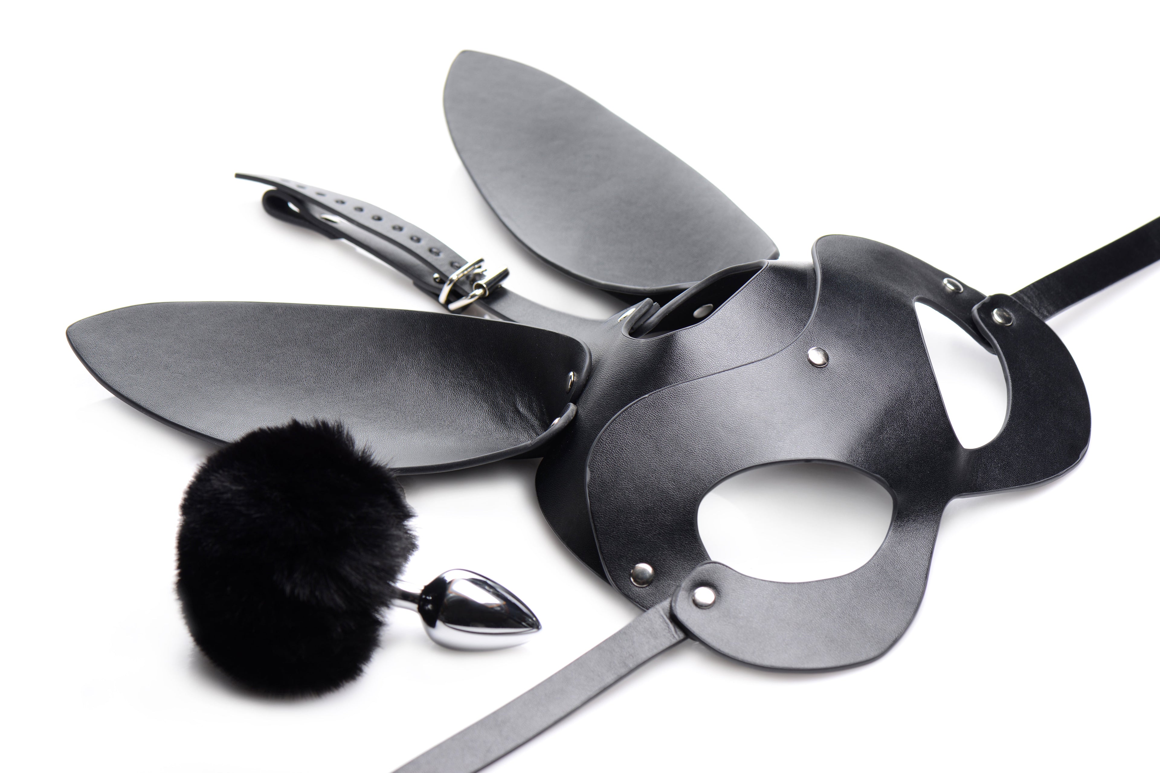 XR Brands Tailz Bunny Tail Anal Plug & Mask Set