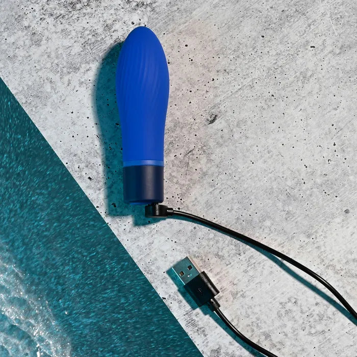 Selopa COBALT CUTIE Silicone Rechargeable Mini Vibrator Blue Selopa
