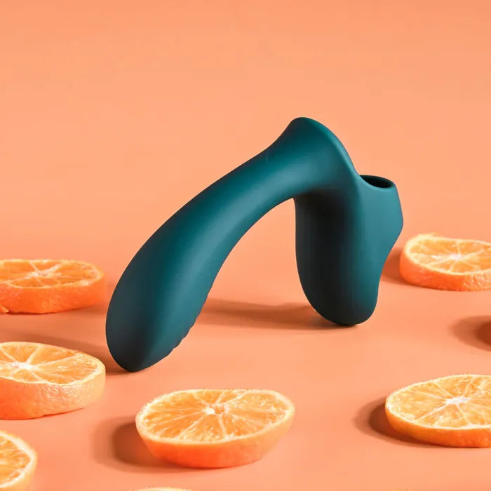Playboy Pleasure WRAPPED AROUND YOUR FINGER USB Rechargeable Finger Stimulator Secondary image