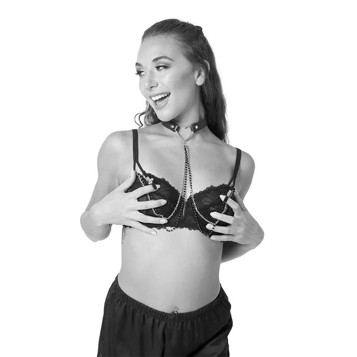 Sportsheets Sex & Mischief Amor Collar With Nipple Clamps Metal Restraints Secondary image