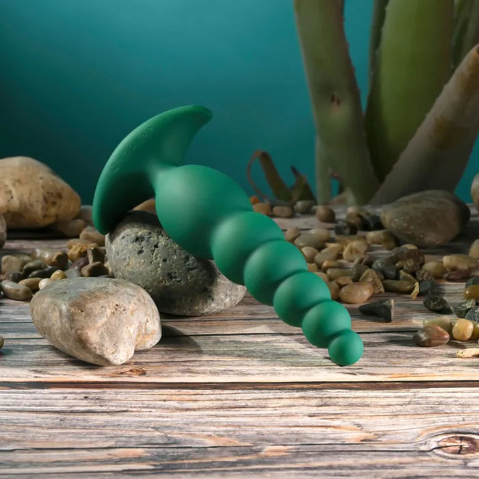 Gender X THE RATTLER USB Rechargeable Vibrating & Twirling Anal Plug Green 17 cm